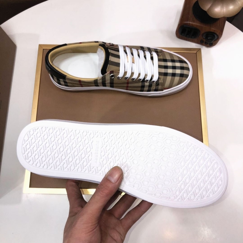 Burberry Sneakers